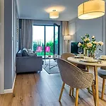 113 , Z Basenem, Sauna, Jacuzzi, Przy Samej Plazy - 5d * Niechorze
